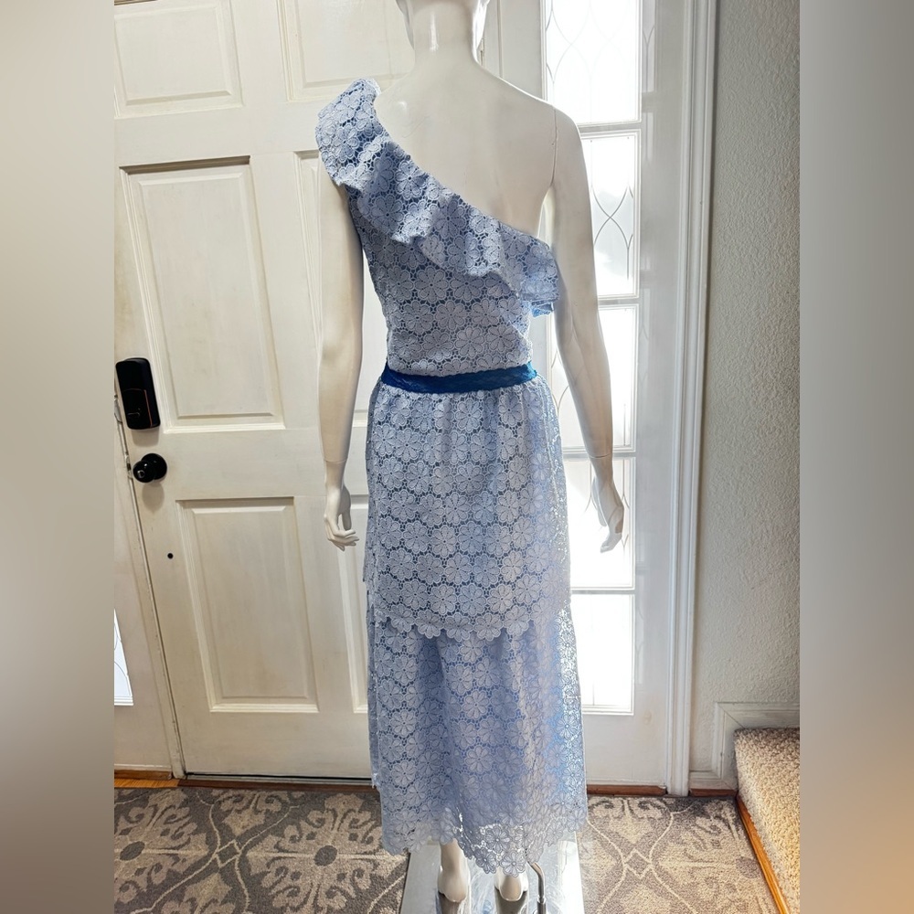 Arula Elegant Blue Lace One-Shoulder Dress Size 2XL. J-53 - Picture 2 of 14